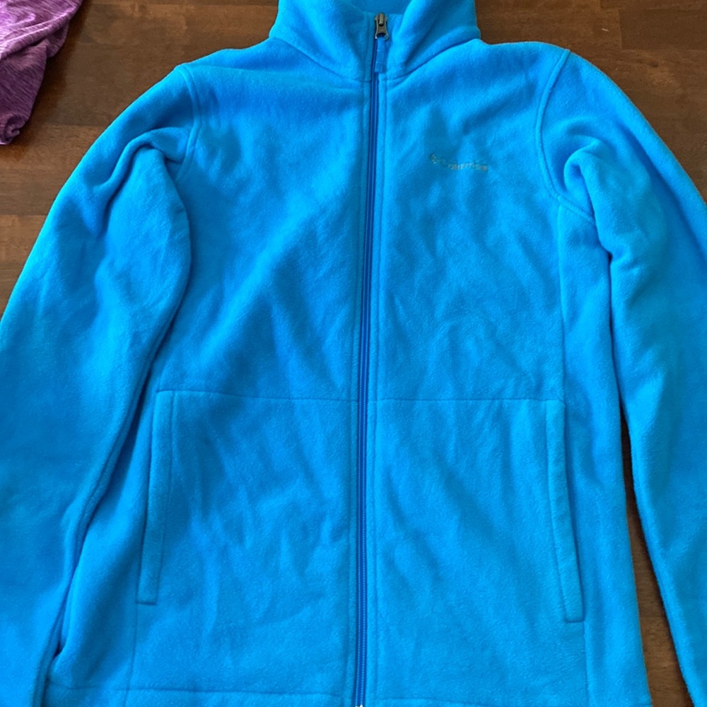 light blue Columbia jacket. Size L (14/16).